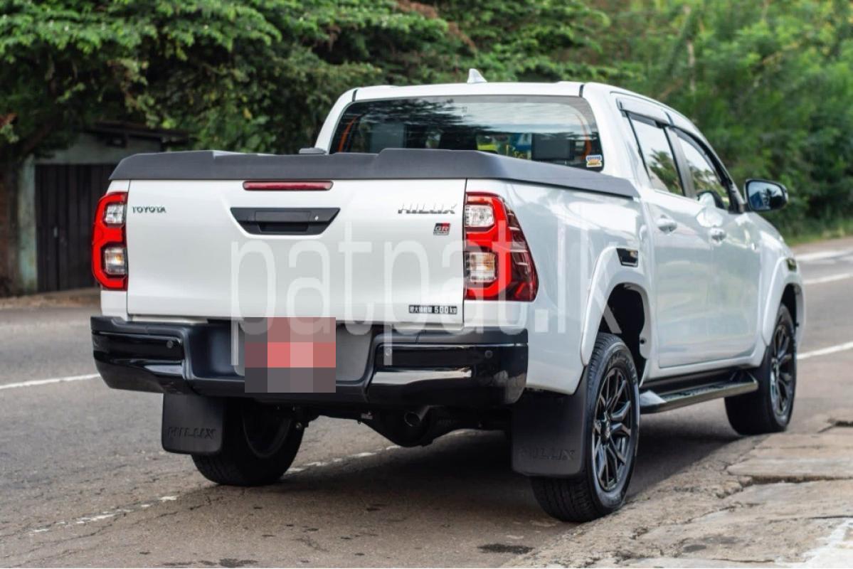 Advertisement image 4