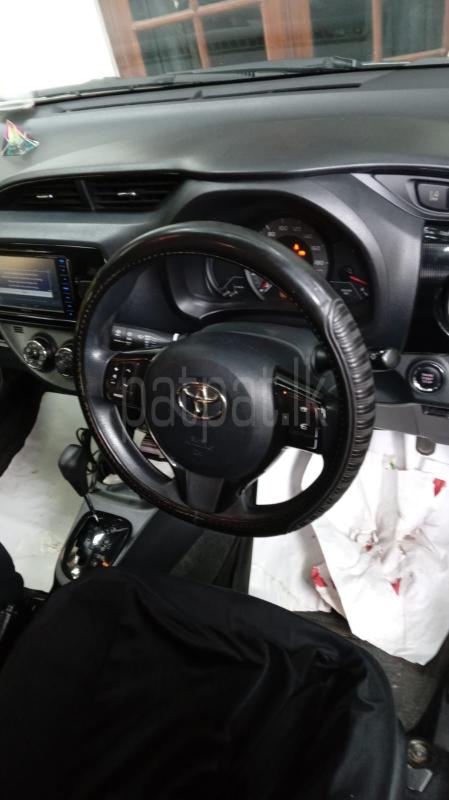 Toyota Vitz 2018 - பயன்படுத்தப்பட்டது கார் sale in Sri Lanka - patpat.lk