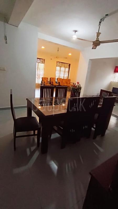 House for Sale in Makola ads-image-1