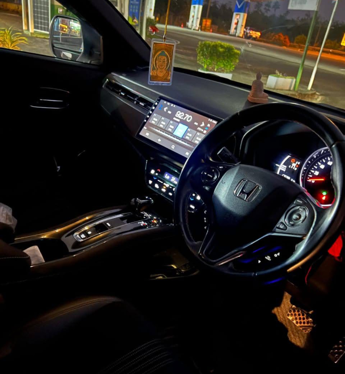 Honda Vezel 2018 - பயன்படுத்தப்பட்டது SUV sale in Sri Lanka - patpat.lk