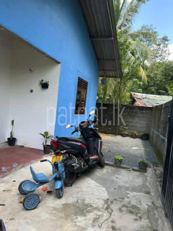 House for Sale in Weliveriya