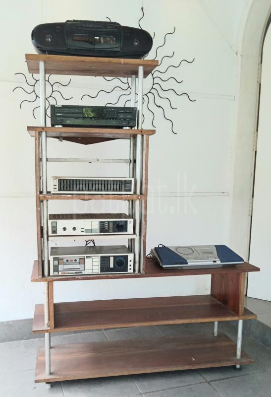 DISPLAY   WOOD   CUPBOARD