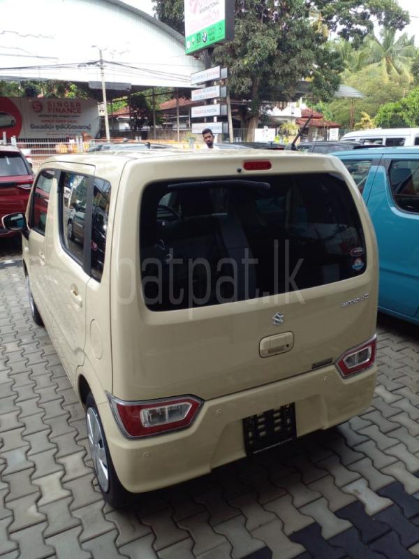 Advertisement image 3