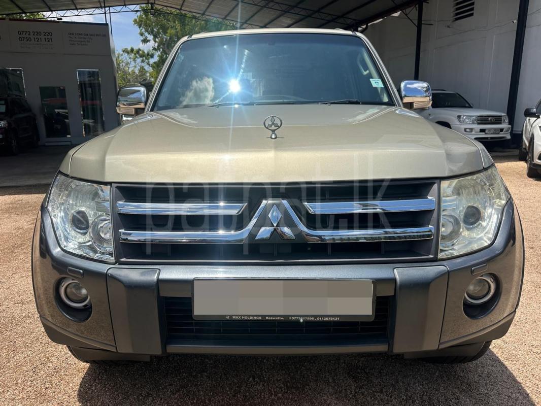 Mitsubishi Montero 2007 - பயன்படுத்தப்பட்டது SUV sale in Sri Lanka - patpat.lk