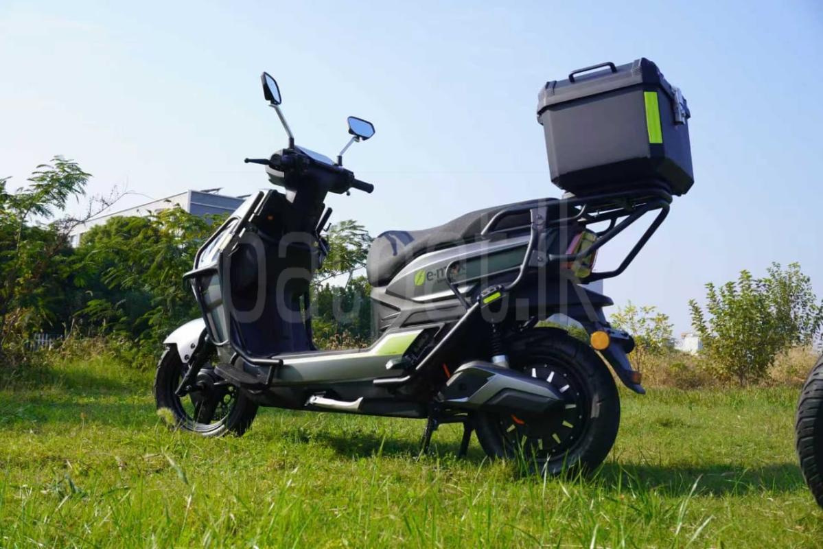 Advertisement image 1