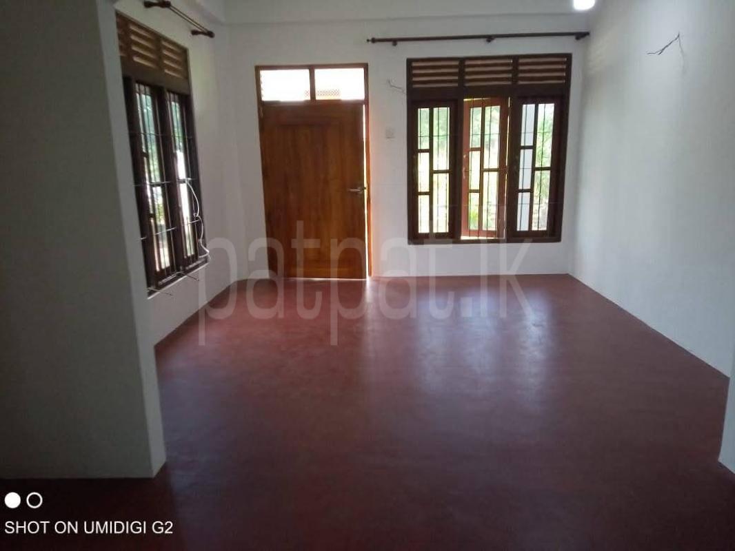 House for Sale in Marandagahamula ads-image-1