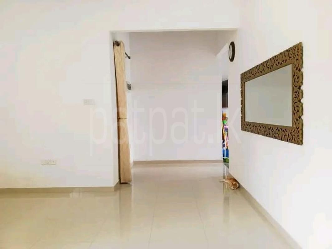 House for Sale in Athurugiriya