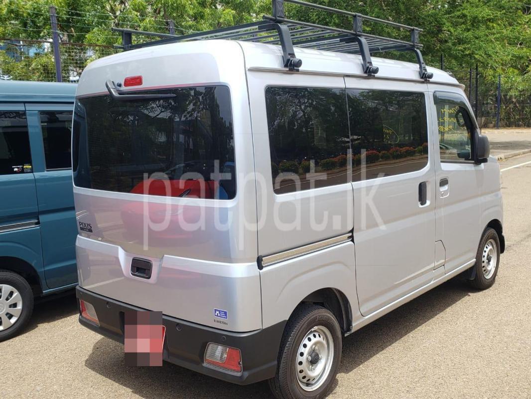 Advertisement image 4