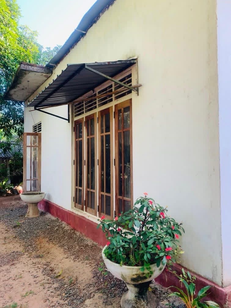 House for Sale in Gampaha ads-image-1