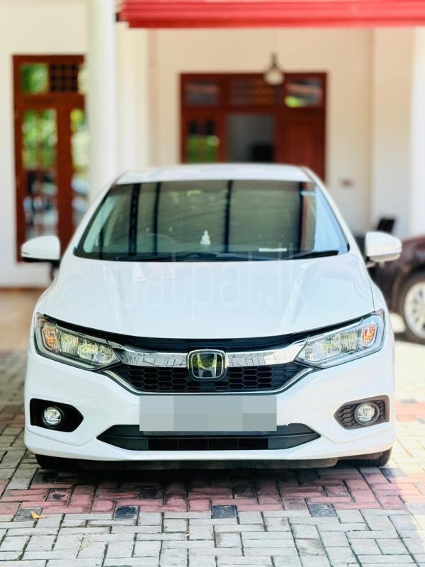 Honda Grace 2018 - Used Car sale in Sri Lanka - patpat.lk
