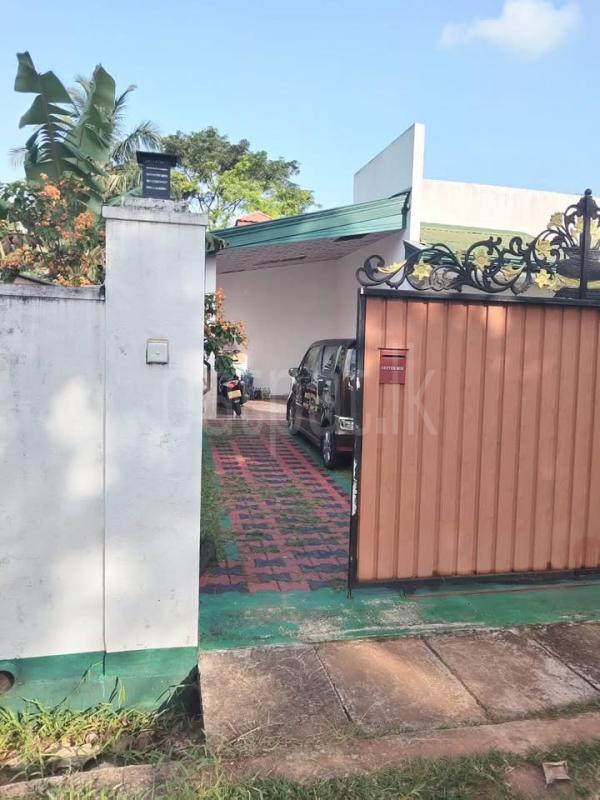 House for Sale in Wariyapola