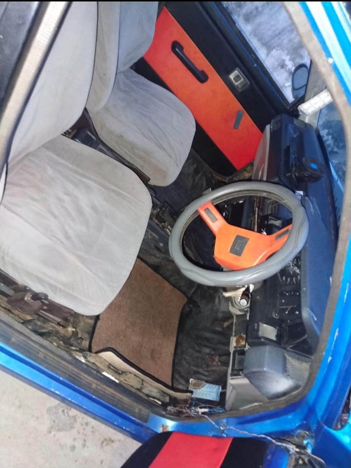 Toyota SPINTER 1986 - பயன்படுத்தப்பட்டது கார் sale in Sri Lanka - patpat.lk