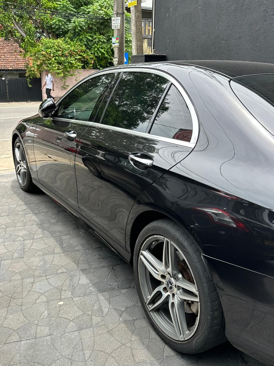 Mercedes Benz E350 2017 - Used Car sale in Sri Lanka - patpat.lk