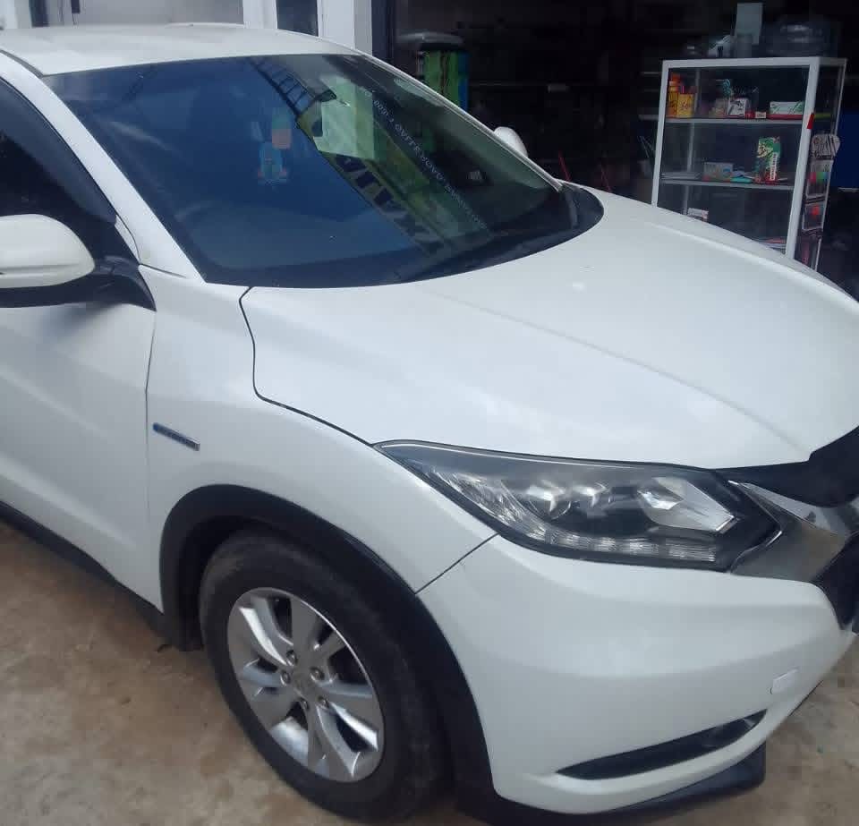 Honda Vezel 2014 - பயன்படுத்தப்பட்டது SUV sale in Sri Lanka - patpat.lk