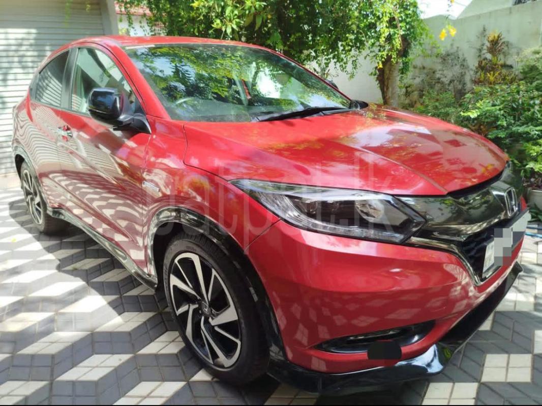 Honda Vezel 2017 - பயன்படுத்தப்பட்டது SUV sale in Sri Lanka - patpat.lk
