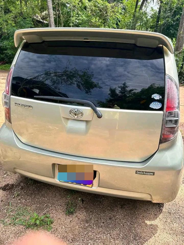 Toyota Passo 2004 - பயன்படுத்தப்பட்டது கார் sale in Sri Lanka - patpat.lk