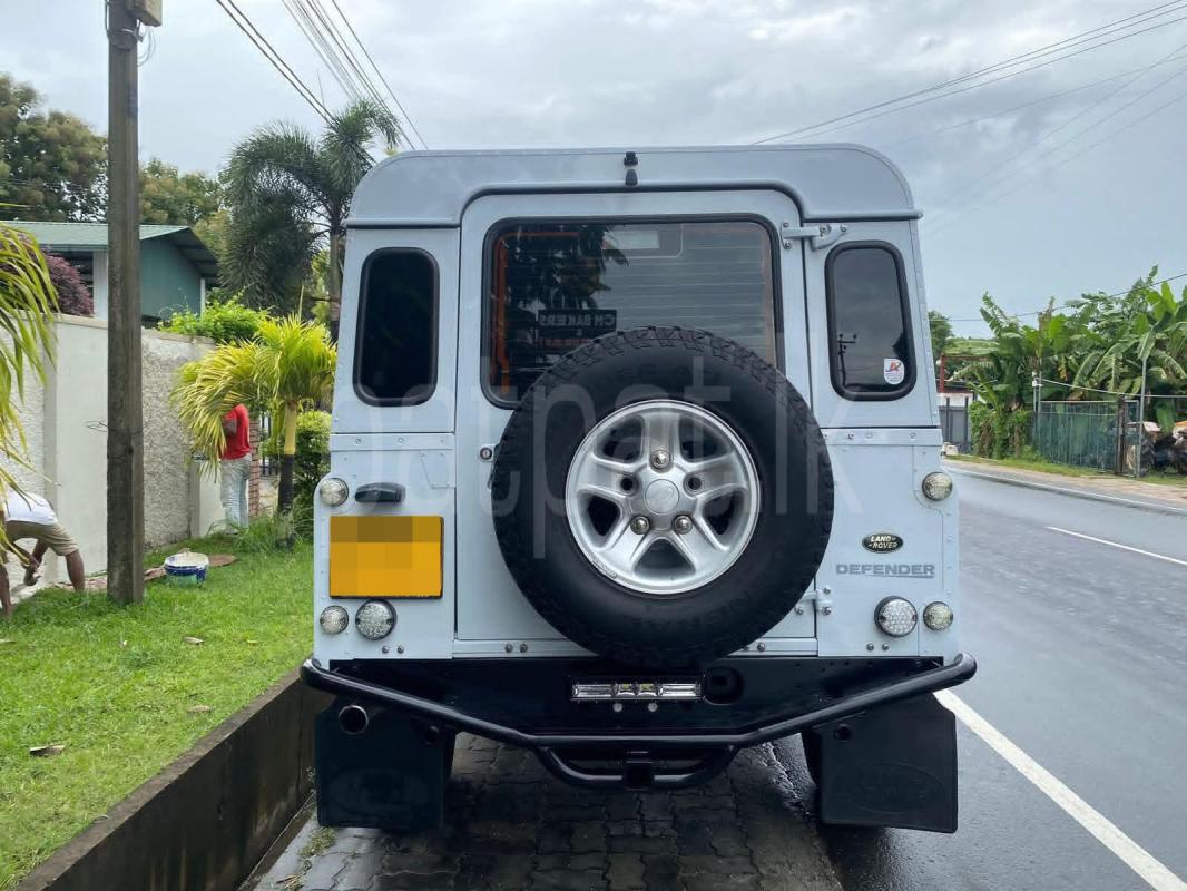 Land Rover Defender 2006 - භාවිතා කරන ලද SUV රථය sale in Sri Lanka - patpat.lk