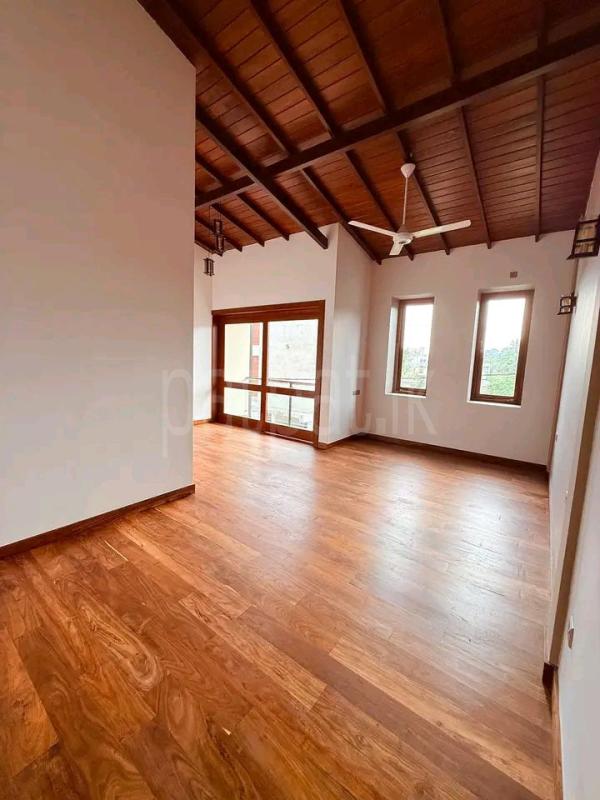 House for Sale in Battaramulla