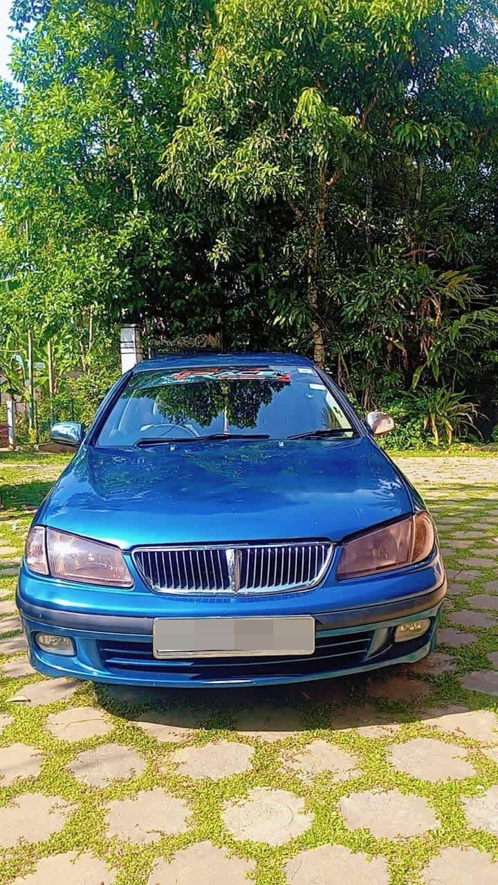 Nissan Sunny 2000 ads-image-1