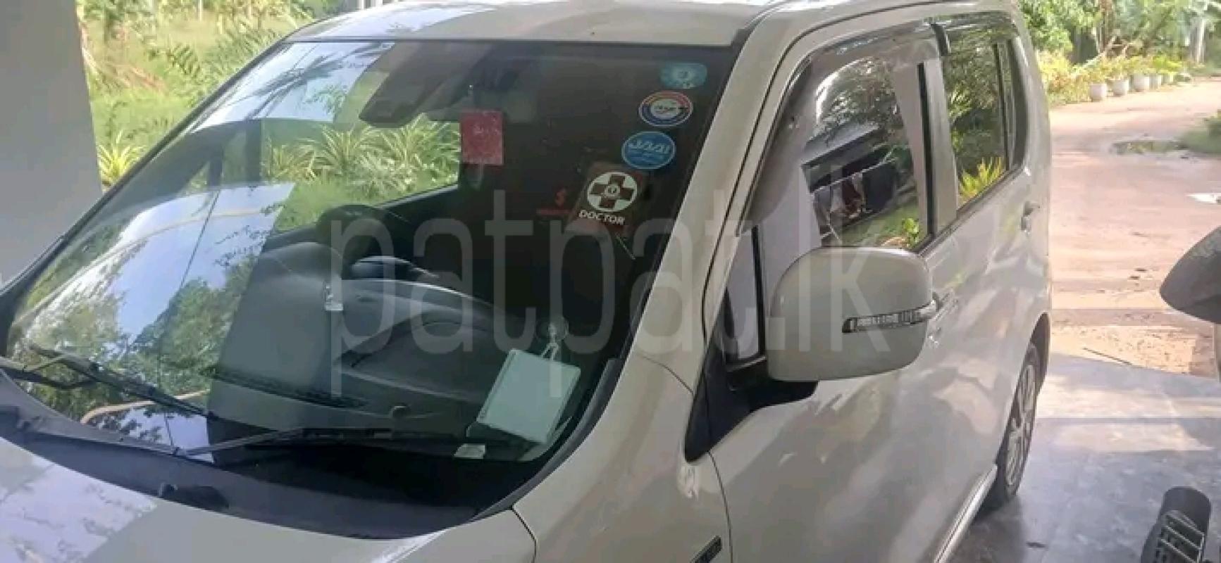 Suzuki Wagon R 2015 - பயன்படுத்தப்பட்டது கார் sale in Sri Lanka - patpat.lk