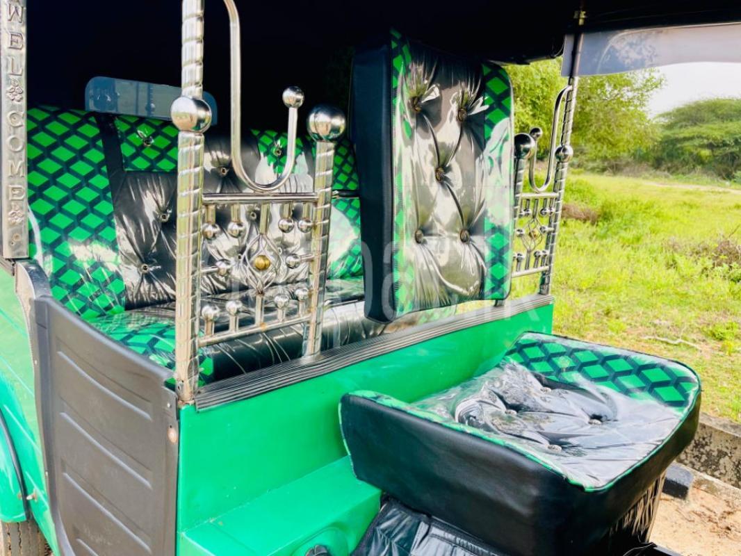 Advertisement image 6