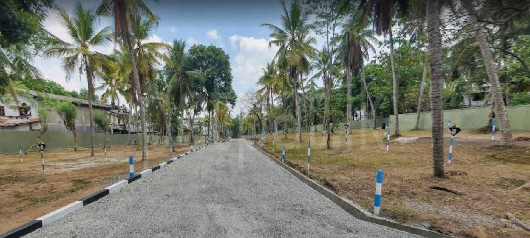 Residential Land for Sale in Kadawatha