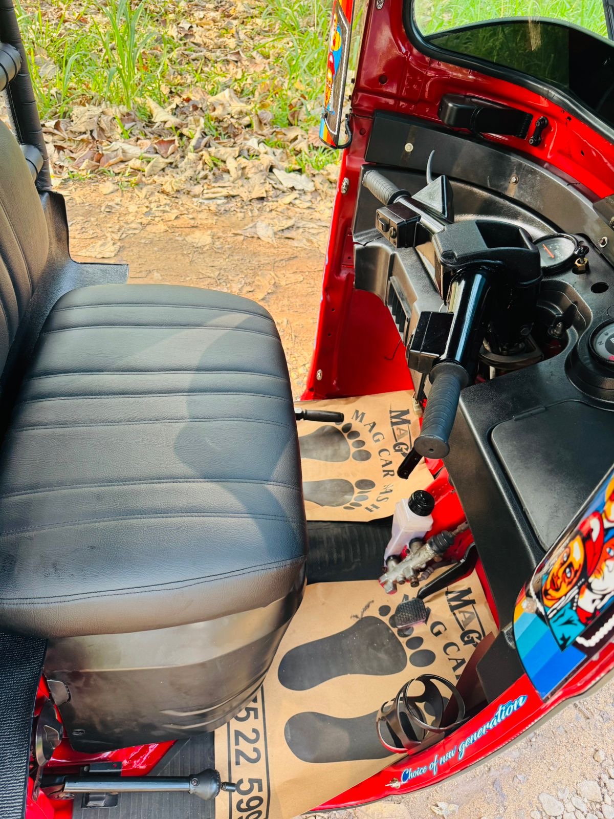 Bajaj Three Wheel 2014 - භාවිතා කරන ලද ත්‍රිරෝද රථය sale in Sri Lanka - patpat.lk