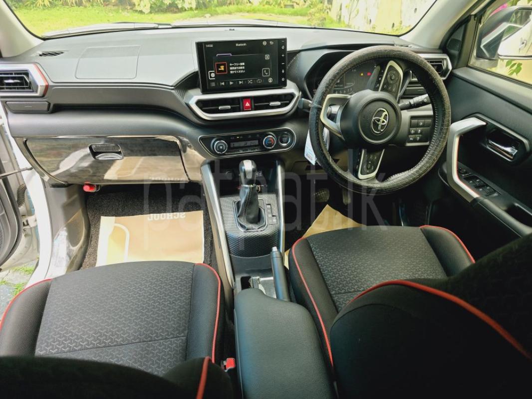 Advertisement image 6