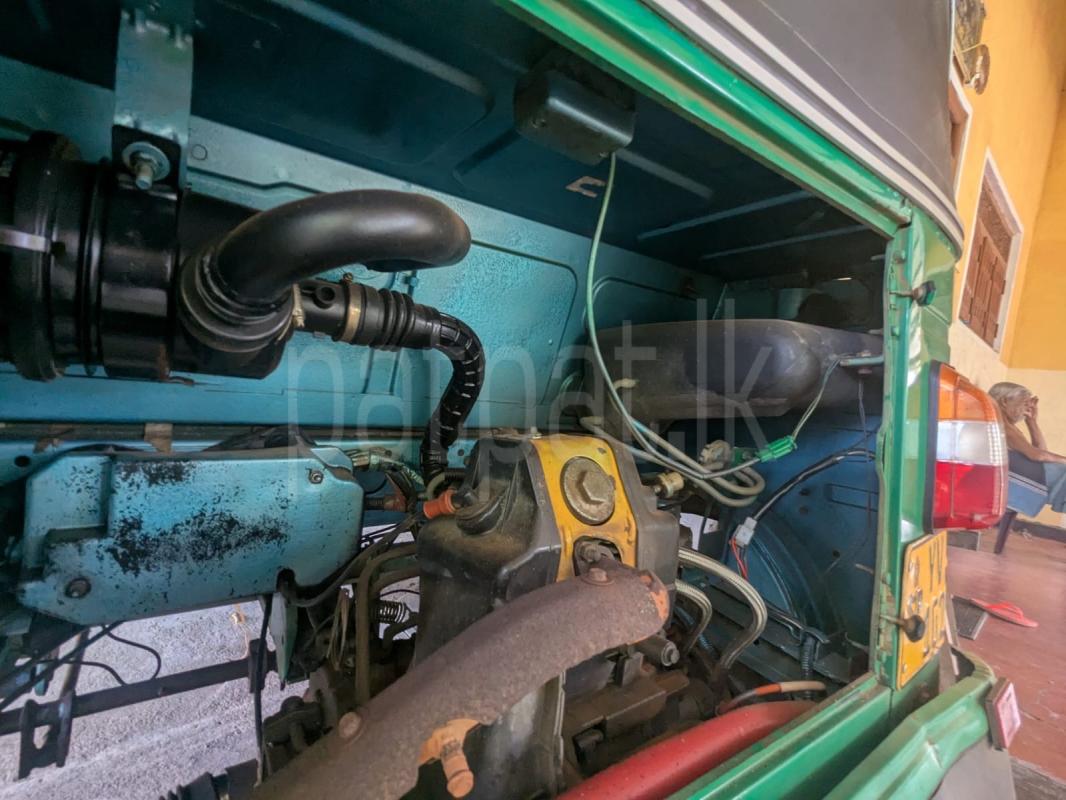 Advertisement image 6