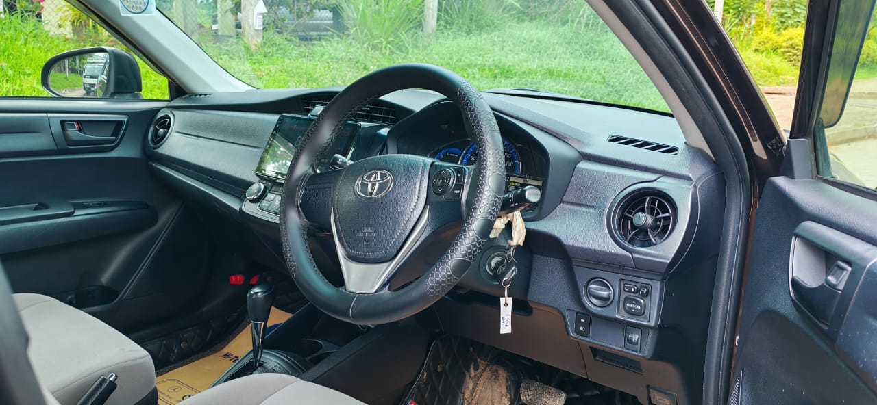 Toyota Axio 2015 - Used Car sale in Sri Lanka - patpat.lk
