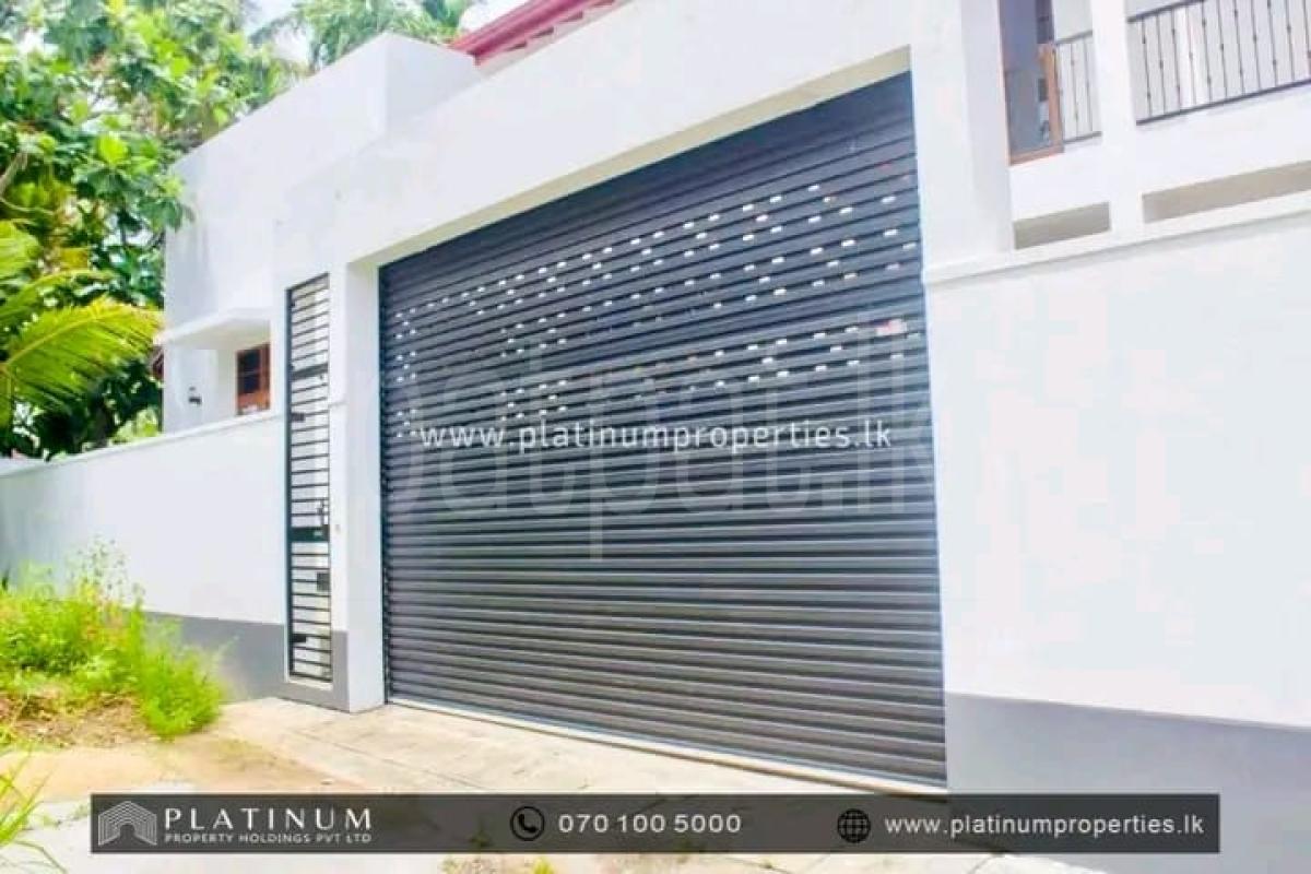 Advertisement image 6