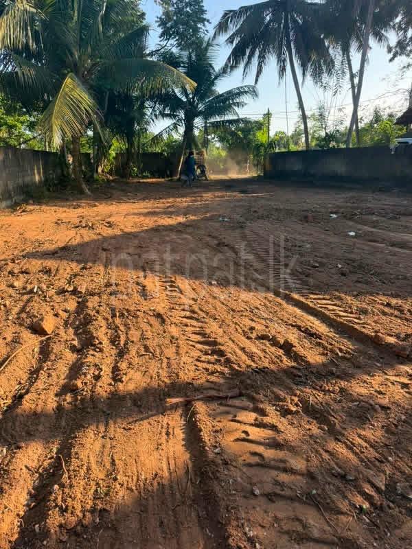 Residential Land for Sale in Akuressa
