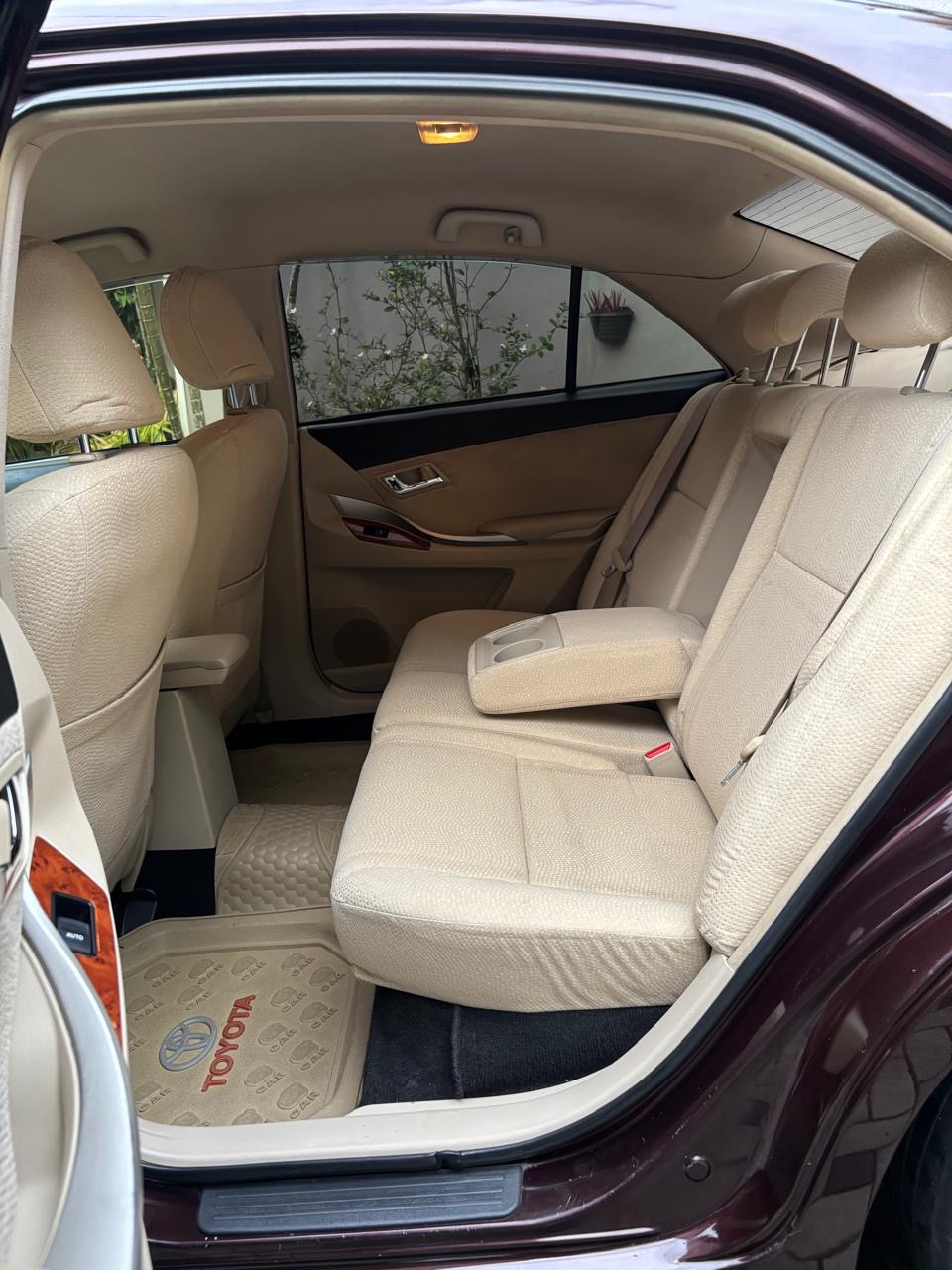 Toyota Premio 2013 - பயன்படுத்தப்பட்டது கார் sale in Sri Lanka - patpat.lk