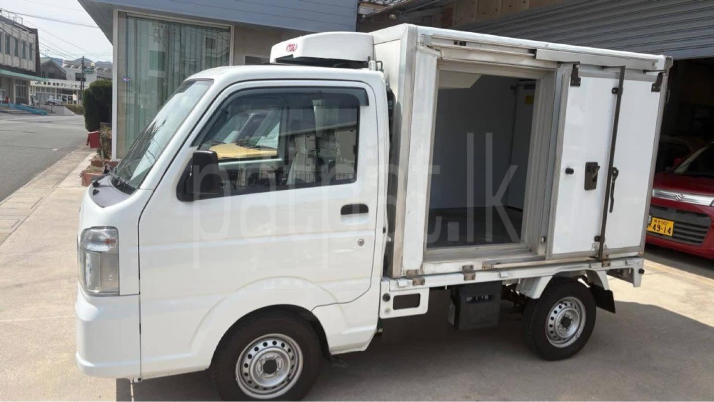 Mitsubishi Minicab 2023 - Used Truck sale in Sri Lanka - patpat.lk