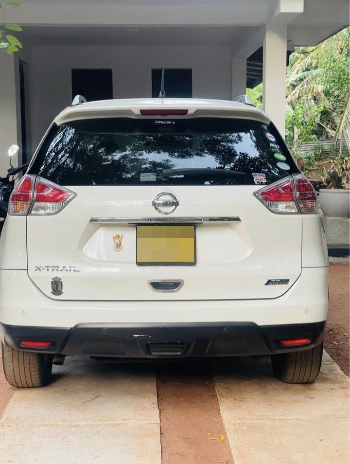 Nissan X Trail 2015 - Used SUV sale in Sri Lanka - patpat.lk