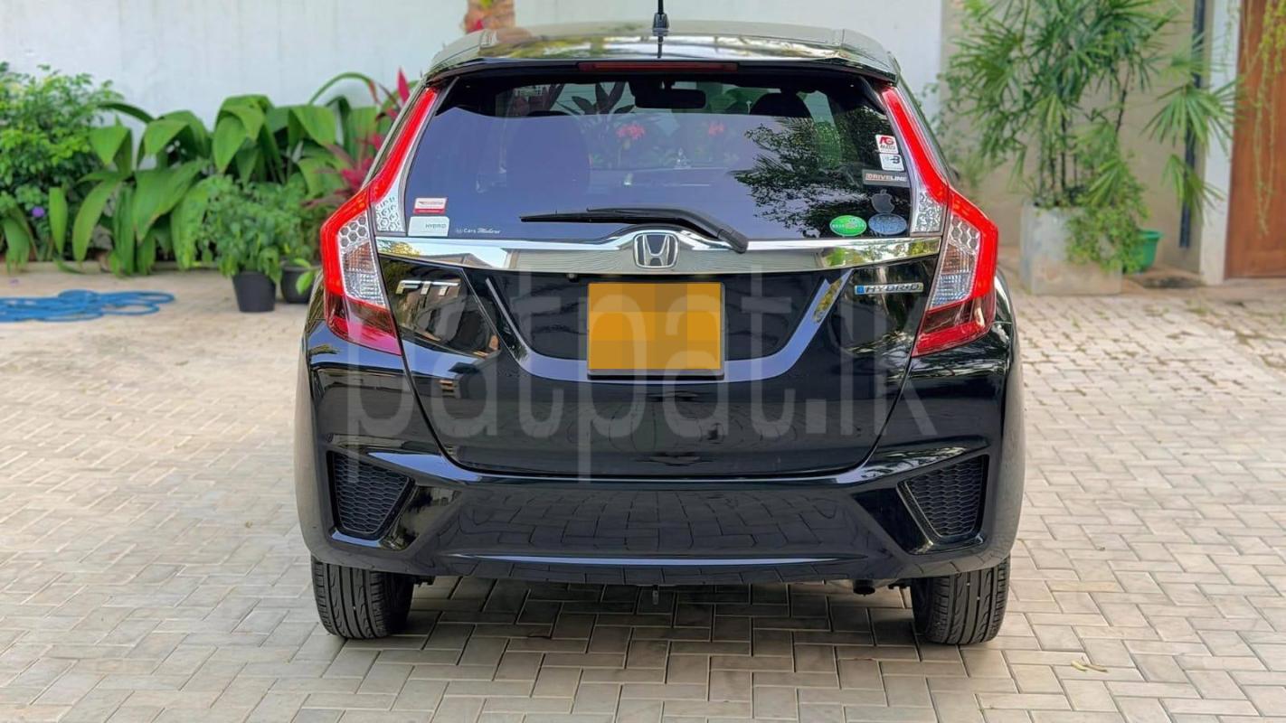 Advertisement image 6