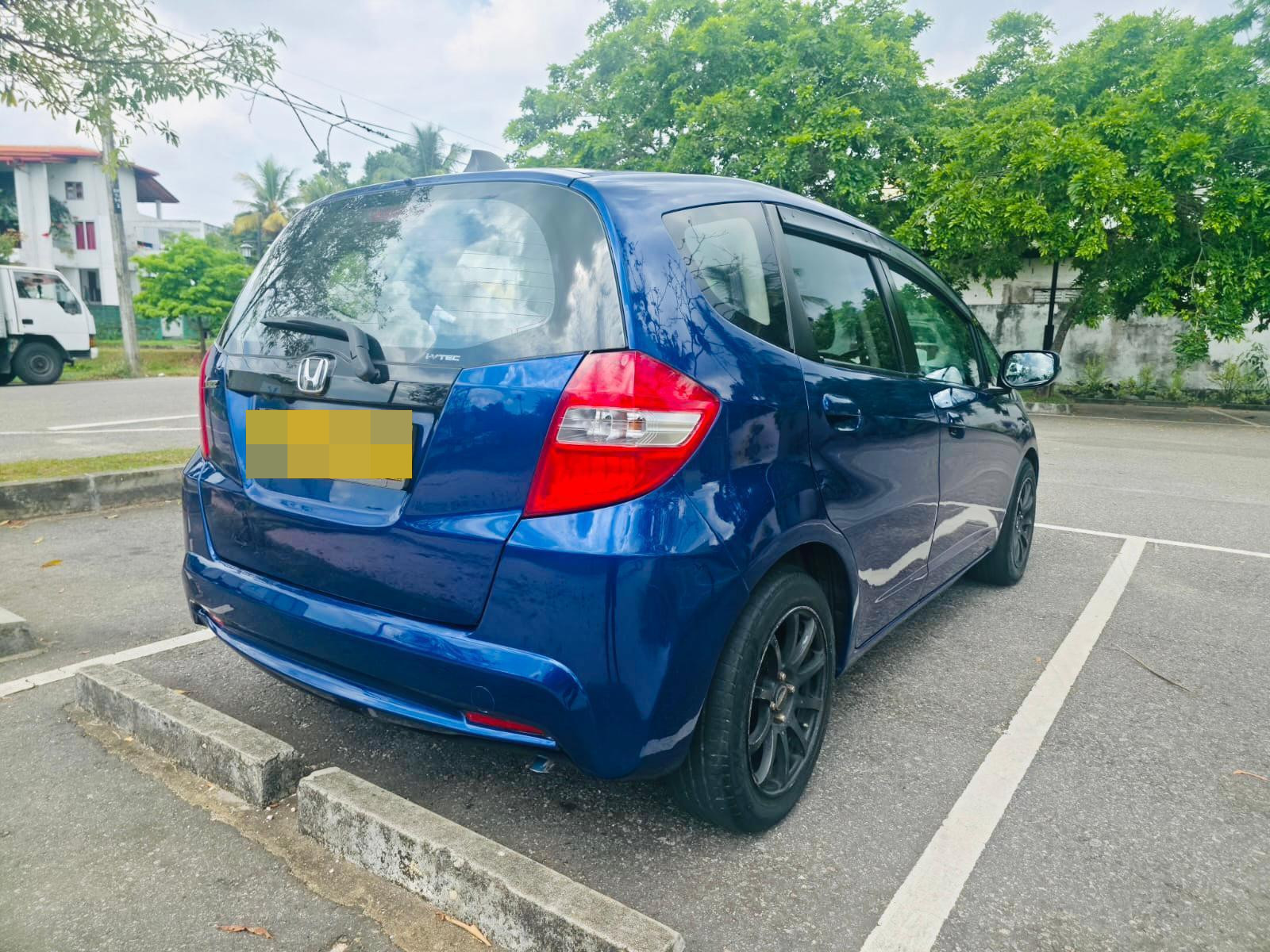 Advertisement image 3