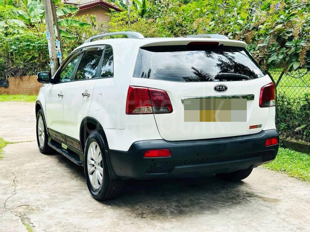 KIA Sorento 2012 - பயன்படுத்தப்பட்டது SUV sale in Sri Lanka - patpat.lk