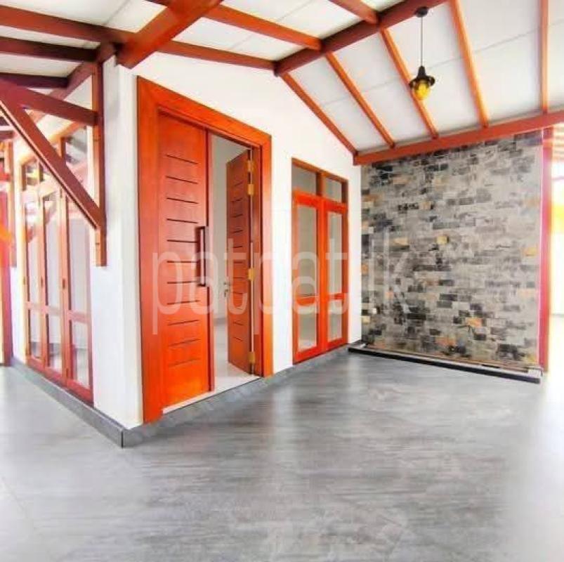 House for Sale in Divulapitiya