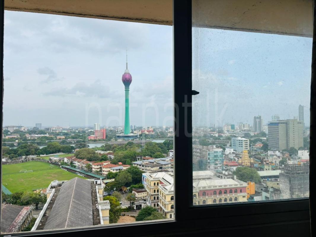 Furnished Apartment for Sale in Slave Island (Colombo 02) ads-image-1