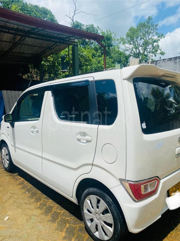 Suzuki Wagon R 2018 - பயன்படுத்தப்பட்டது கார் sale in Sri Lanka - patpat.lk