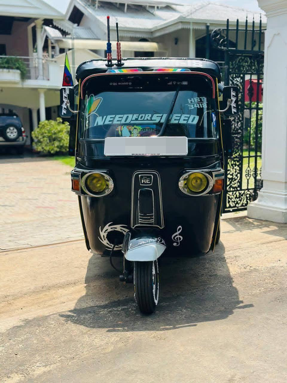 Bajaj Three Wheel 2011 - பயன்படுத்தப்பட்டது முச்சக்கர வண்டி sale in Sri Lanka - patpat.lk