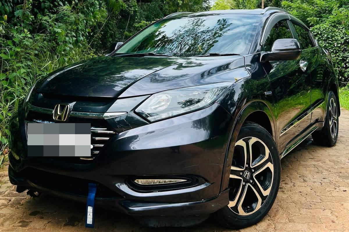 Honda Vezel 2014 - Used SUV sale in Sri Lanka - patpat.lk