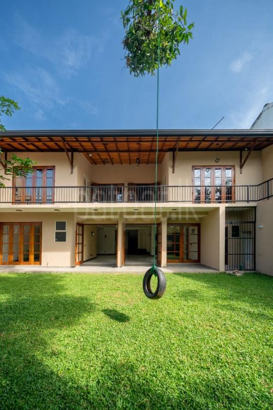 House for Sale in Boralesgamuwa