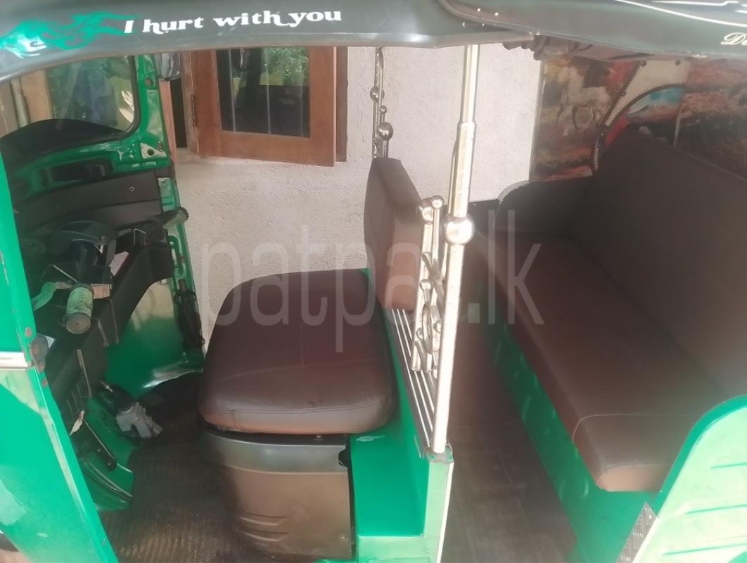 Bajaj Three Wheel 2018 - Used Three wheeler sale in Sri Lanka - patpat.lk