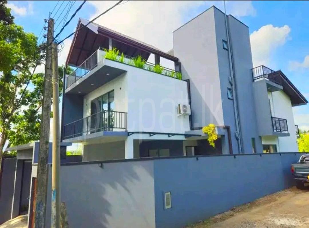 House for Sale in Pannipitiya
