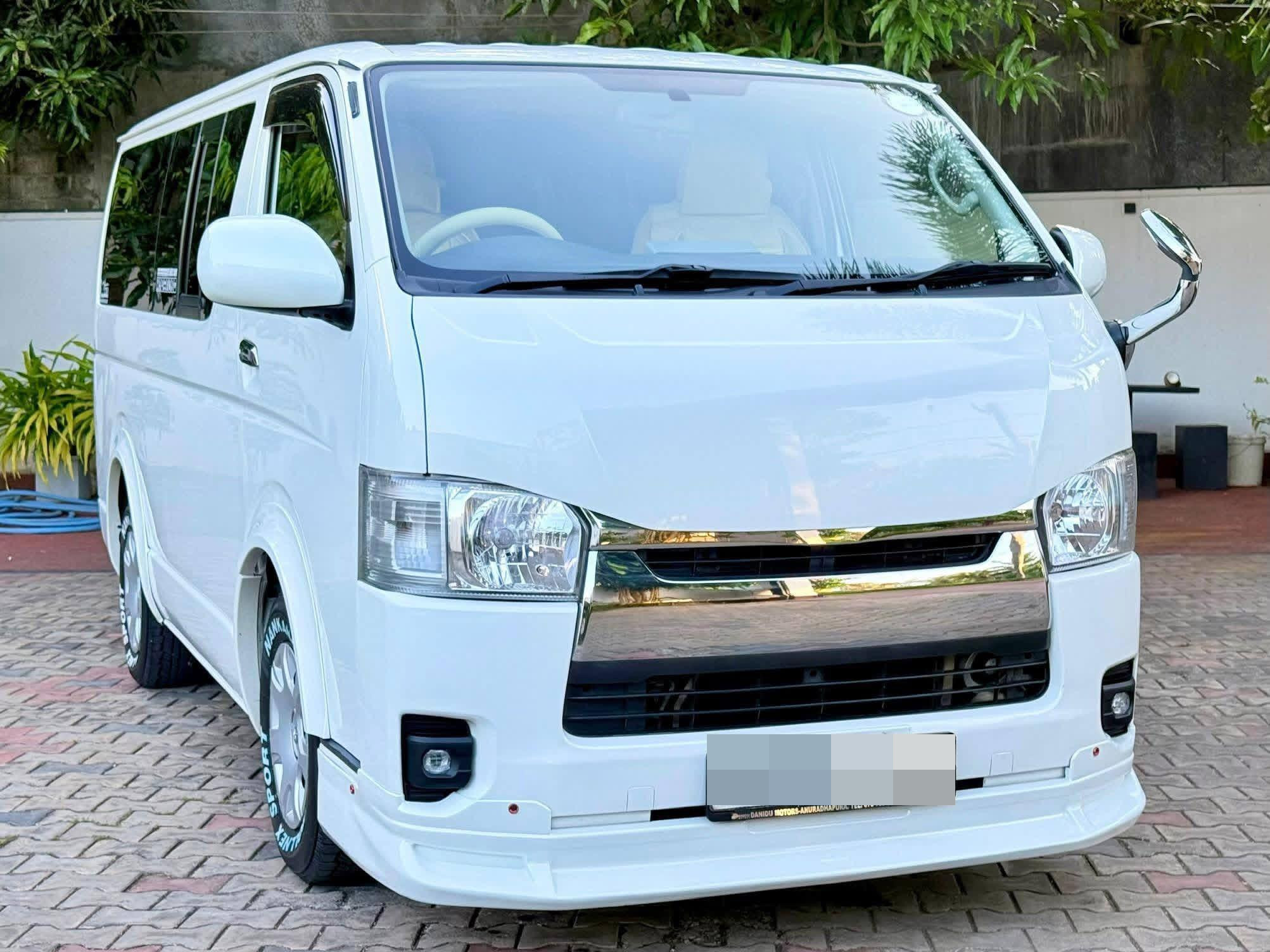 Toyota Hiace 2007 ads-image-1