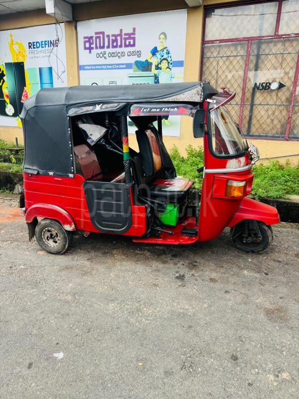 Bajaj 4 stroke 2010 - භාවිතා කරන ලද ත්‍රිරෝද රථය sale in Sri Lanka - patpat.lk