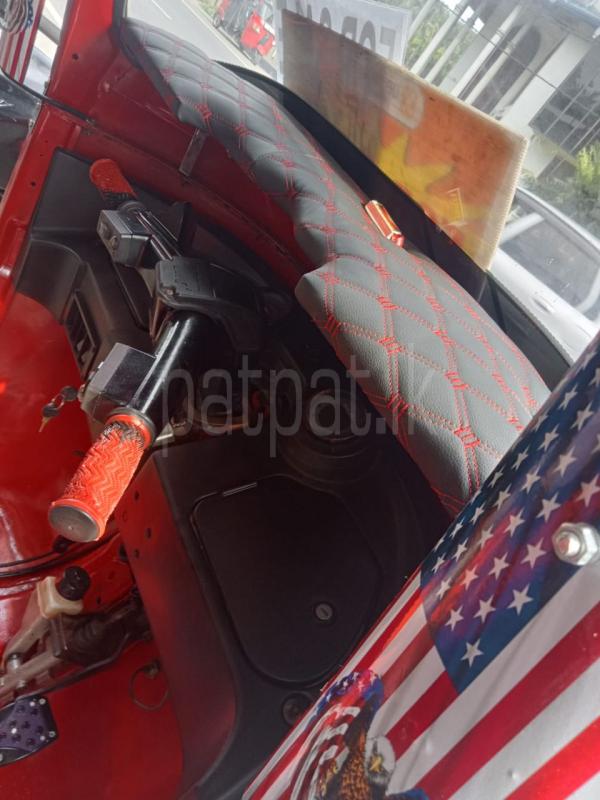 Bajaj 4 stroke 2009 - Used Three wheeler sale in Sri Lanka - patpat.lk