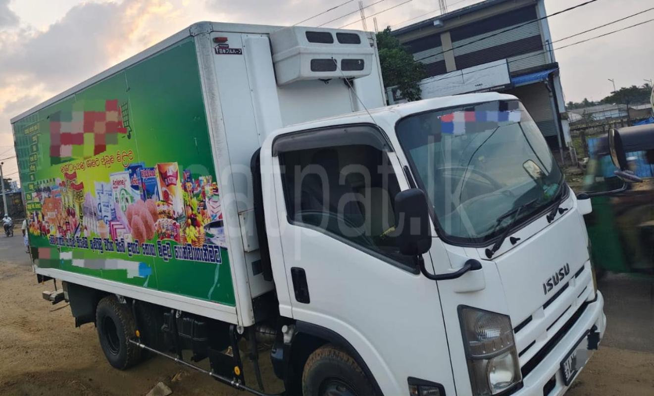 Isuzu Freezer 2010 - பயன்படுத்தப்பட்டது டிரக் sale in Sri Lanka - patpat.lk